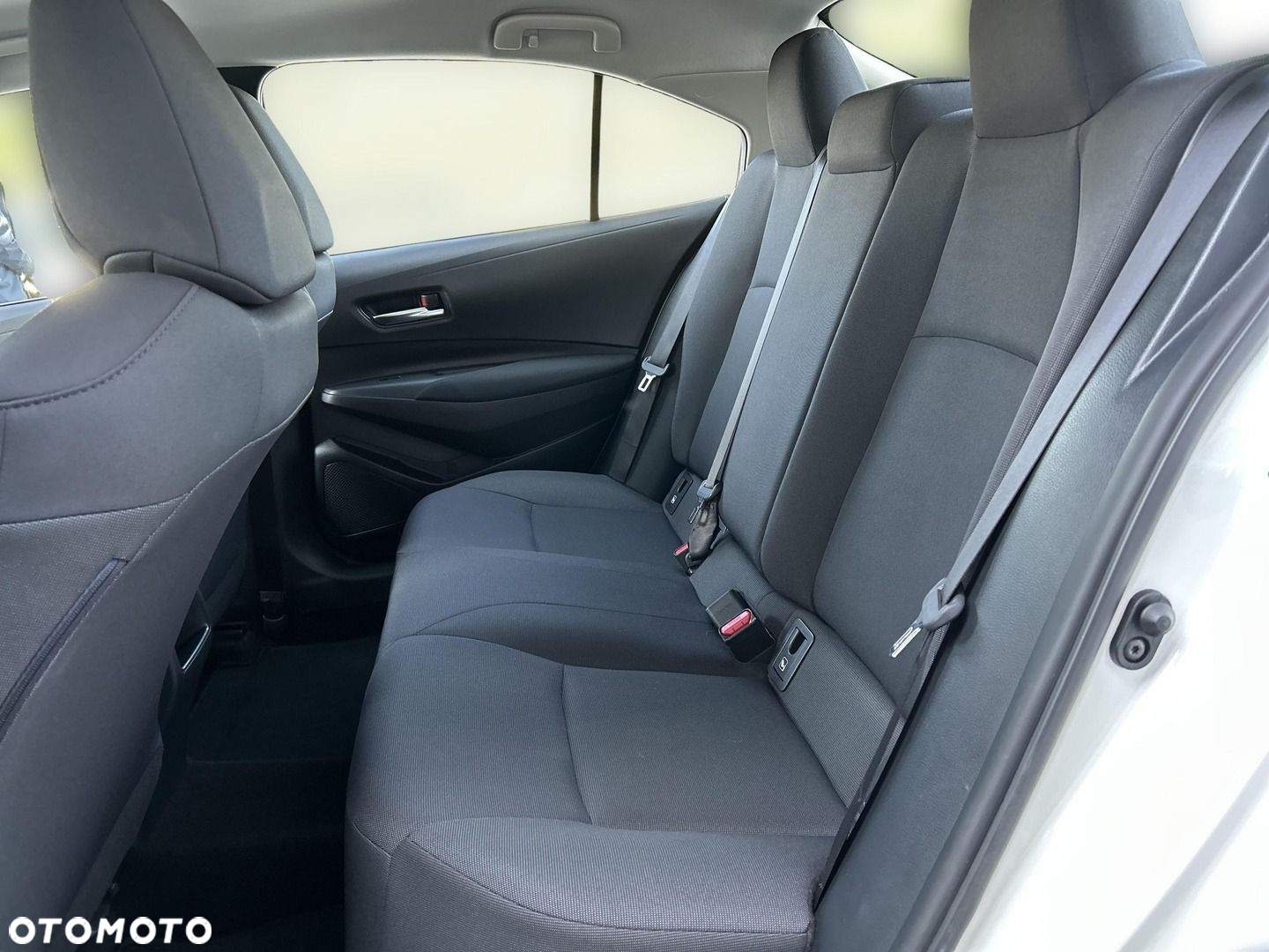 Toyota Corolla 1.5 Active - 27