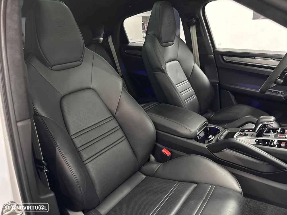 Porsche Cayenne E-Hybrid Tiptronic S Black Edition - 31