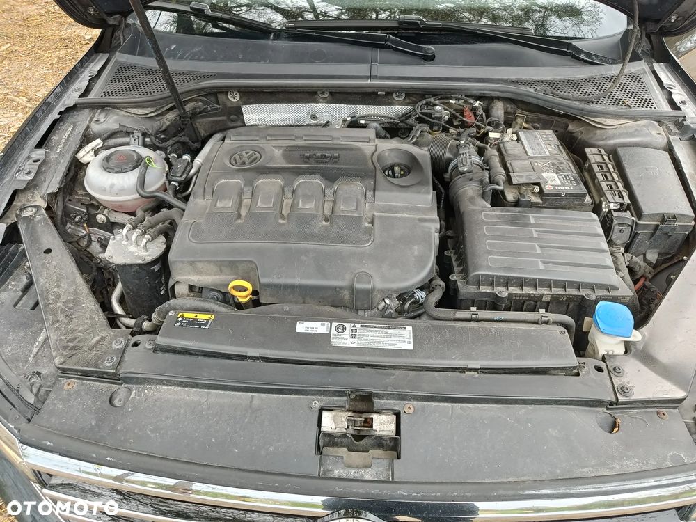 Volkswagen Passat 1.6 TDI BMT Comfortline - 13