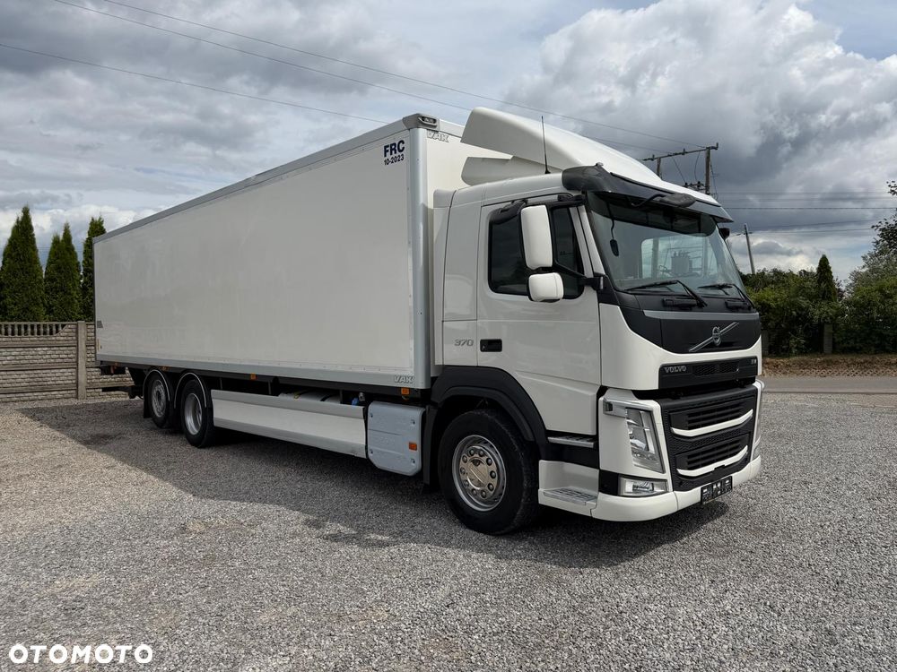 Volvo FM 370 / 6x2 / Chłodnia / Winda / - 8