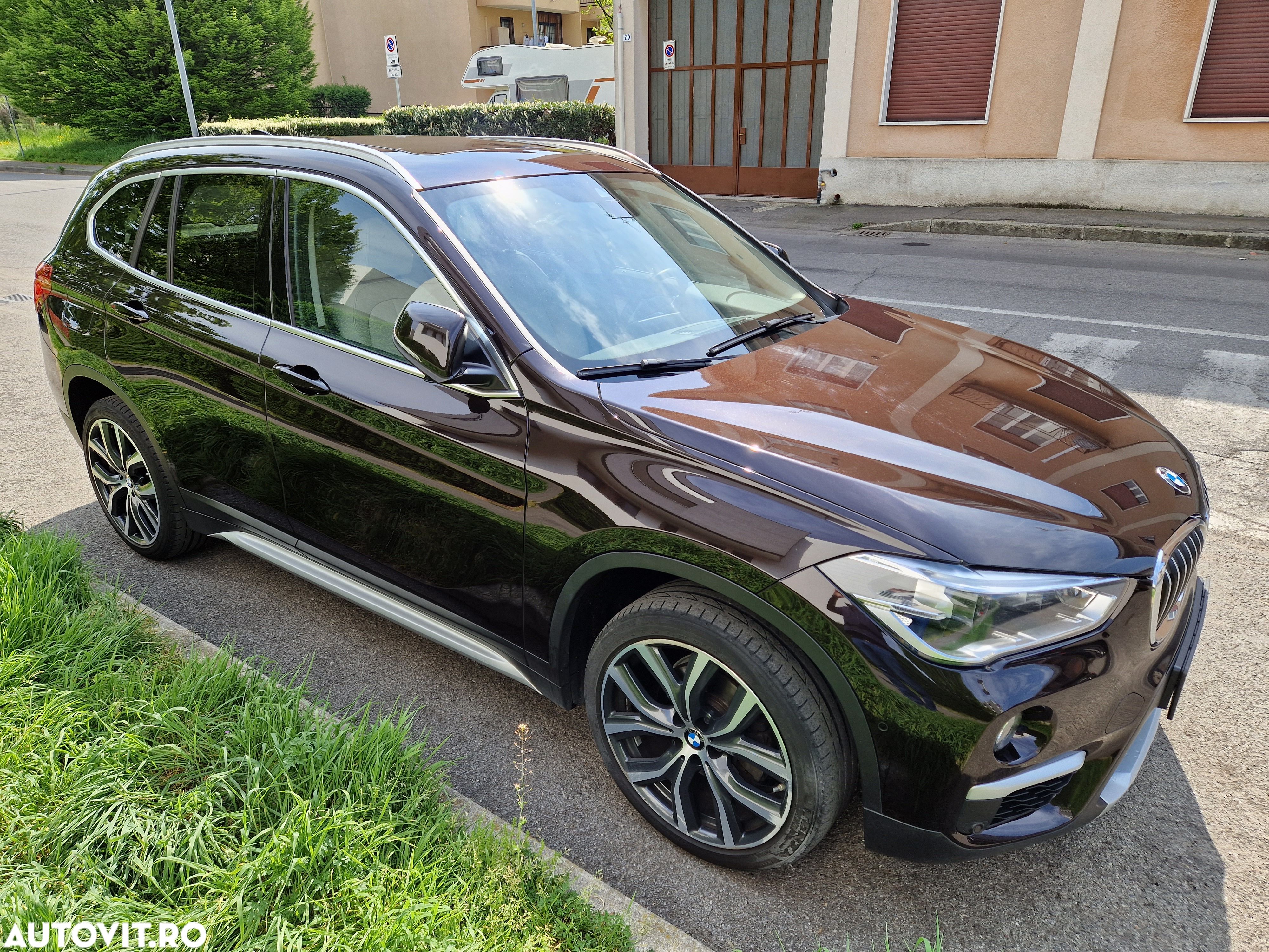 BMW X1 sDrive18i Aut. xLine - 1