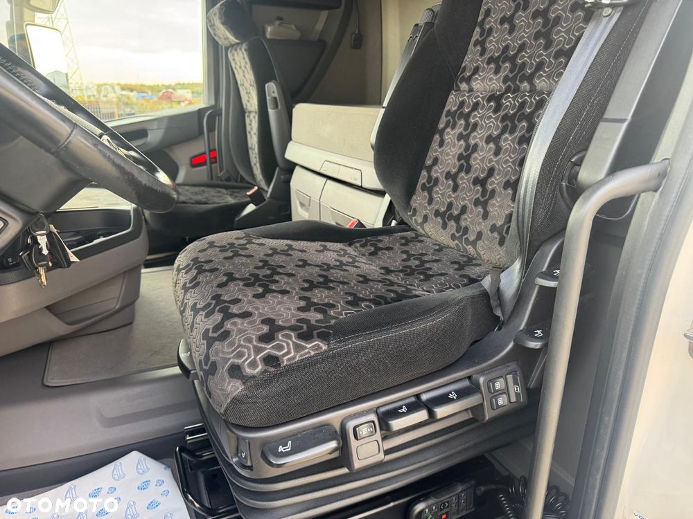 Scania R450/ ADR EXII/ KLIMA POSTOJOWA/ 4 PODUSZKI TYŁ/ ALU FELGI - 12