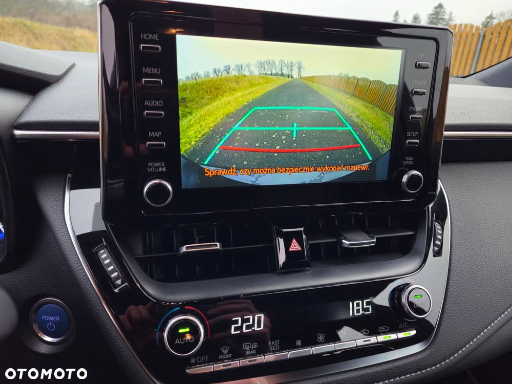 Toyota Corolla 1.8 Business Edition - 24