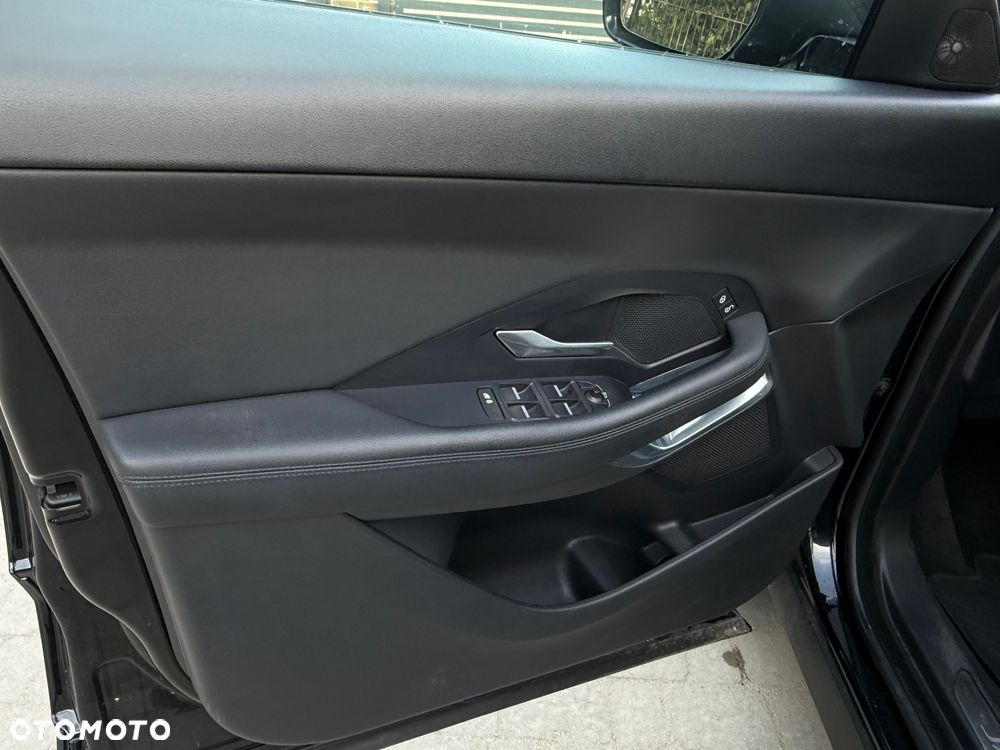 Jaguar E-Pace 2.0 i4D AWD R-Dynamic S - 13