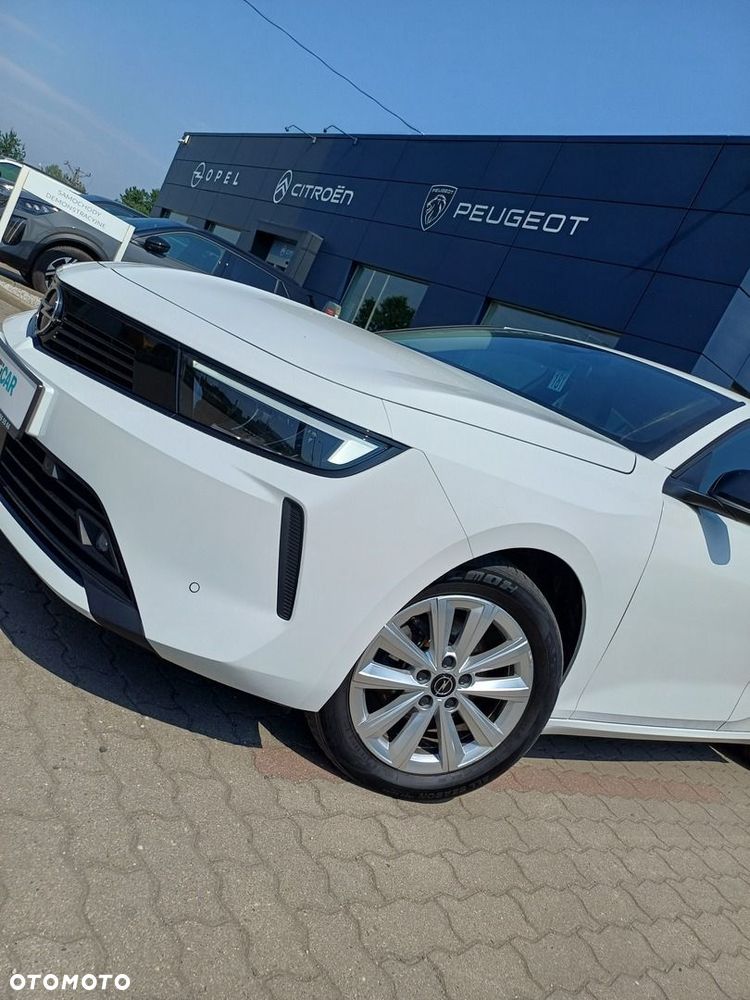 Opel Astra 1.2 T Edition S&S - 10