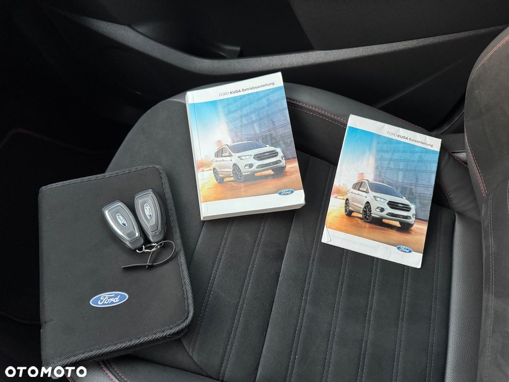 Ford Kuga 2.0 TDCi 4x4 ST-Line - 36