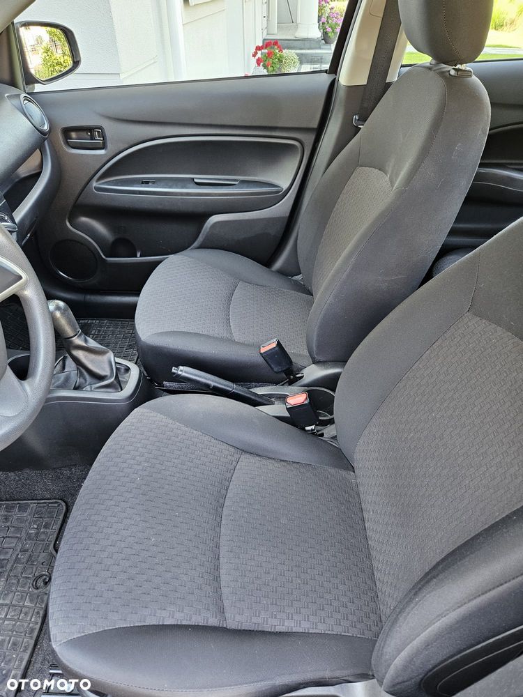 Mitsubishi Space Star 1.0 Inform - 12