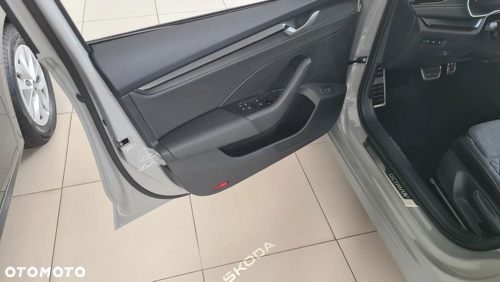 Skoda Octavia 1.5 TSI e-Tec Sportline DSG - 7