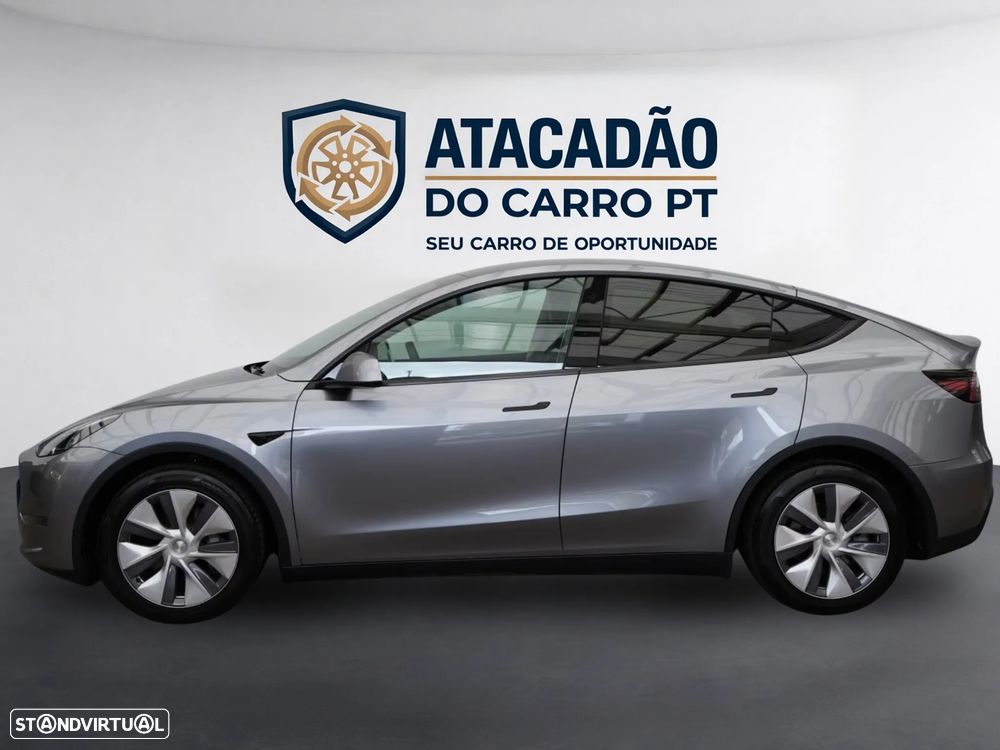 Tesla Model Y Long Range Dual Motor AWD - 4