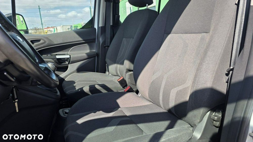 Ford Transit Connect - 10