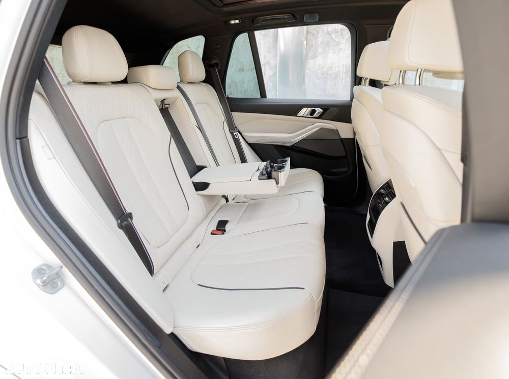BMW X5 xDrive45e AT PHEV - 11