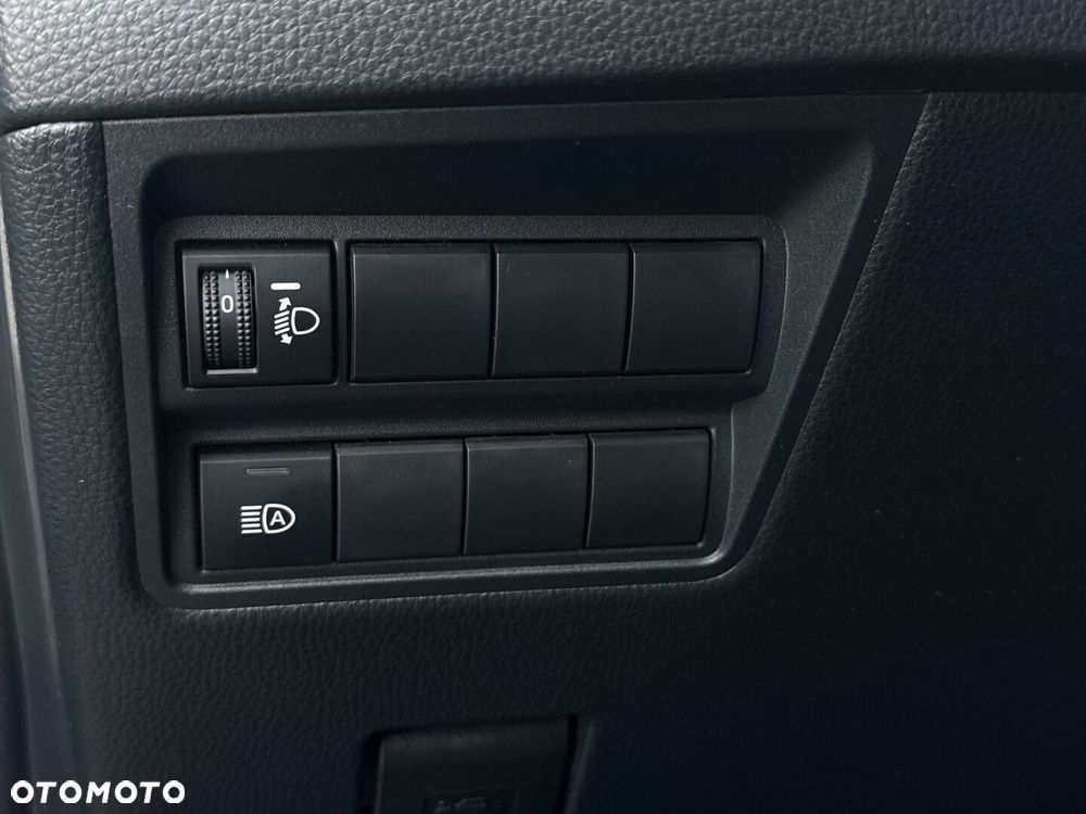 Toyota Yaris - 30