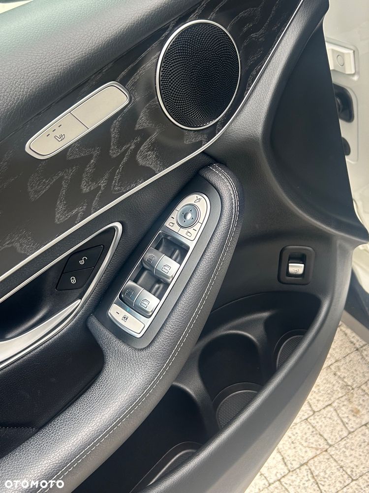 Mercedes-Benz GLC - 23