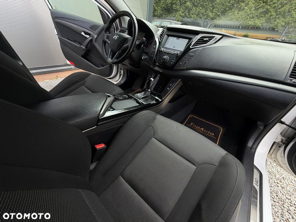 Hyundai i40 Kombi 1.7 CRDi DCT Premium - 16