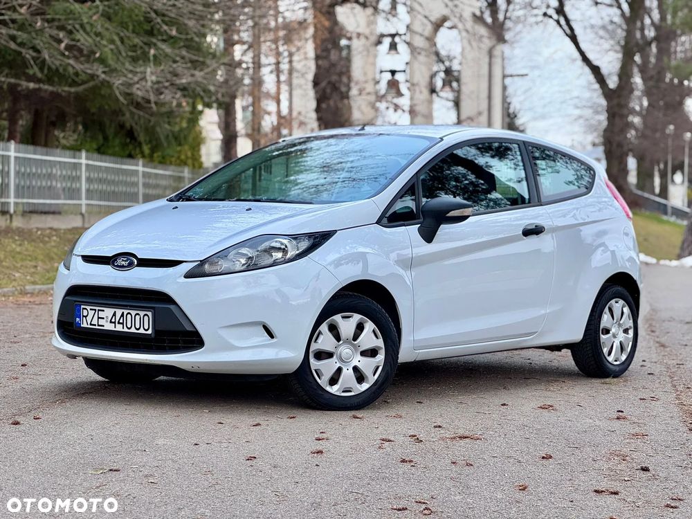 Ford Fiesta 1.4 TDCi Ambiente - 6
