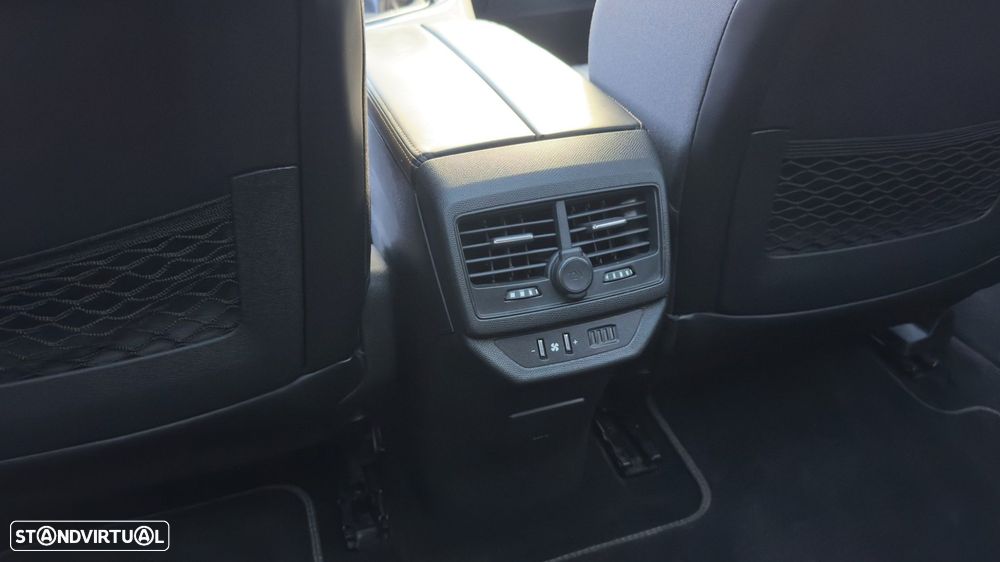 Peugeot 5008 1.6 BlueHDi GT Line - 32