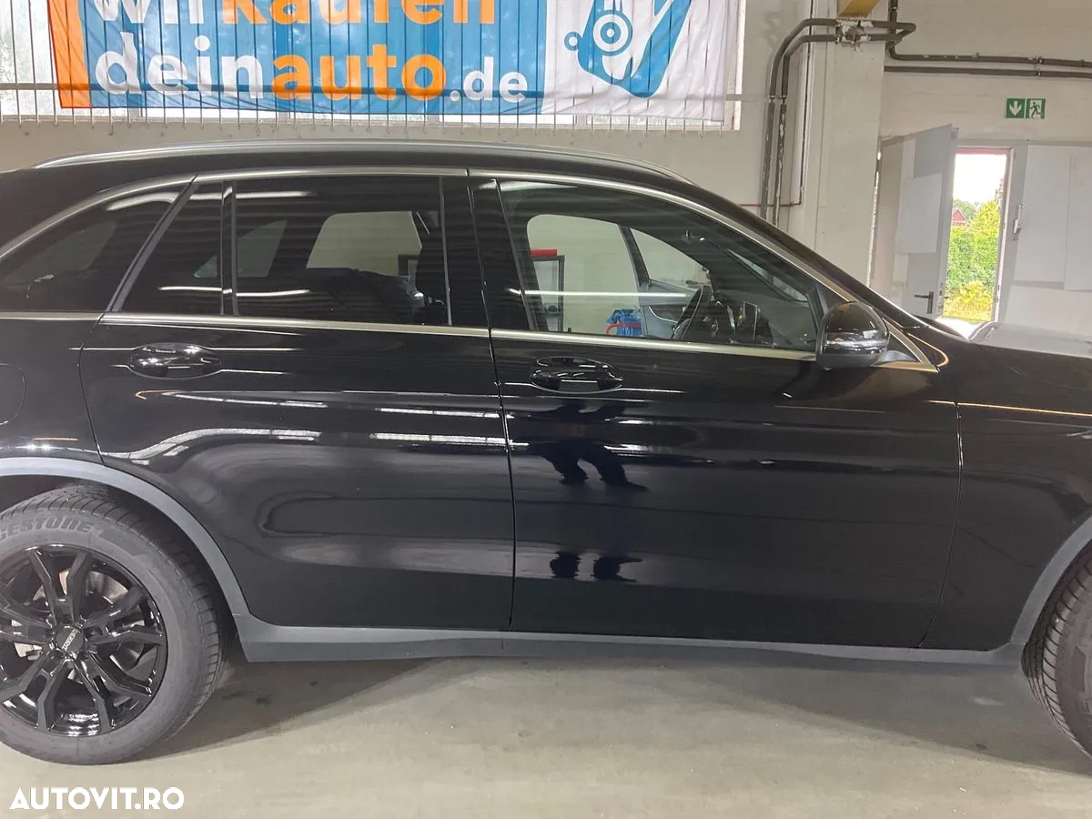 Mercedes-Benz GLC 300 d 4MATIC - 7