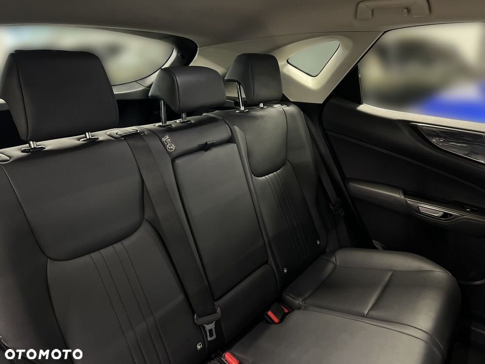 Lexus NX 350h Business AWD - 15