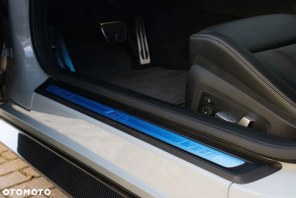BMW M4 Competition M xDrive sport - 14