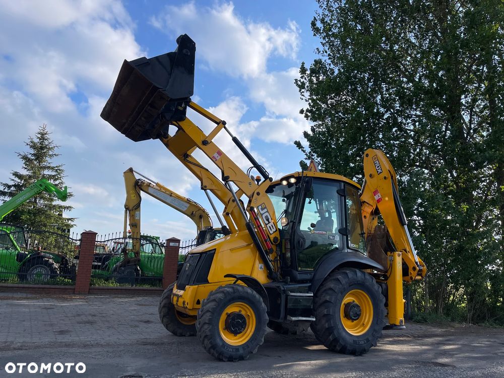JCB Koparko Ładowarka Koparka Jcb 3CX Szczęka Krokodyl,Ramię z teleskopem_Bardzo ładna i zadbana_Cała W Oryginale Niemalowana_GOTOWA DO PRACY_Skrzynia biegów Mechaniczna 4 BIEGI_KLIMA - 30