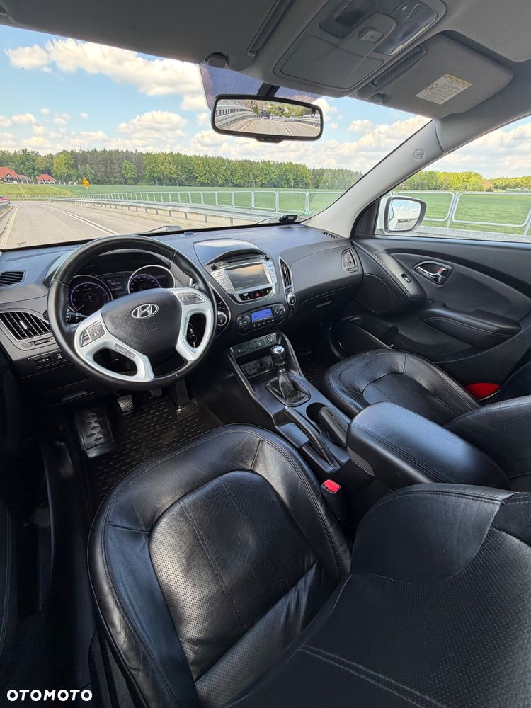 Hyundai ix35 2.0 CRDi 4WD Premium - 16