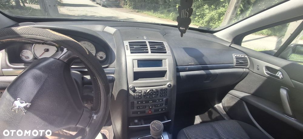 Peugeot 407 - 8