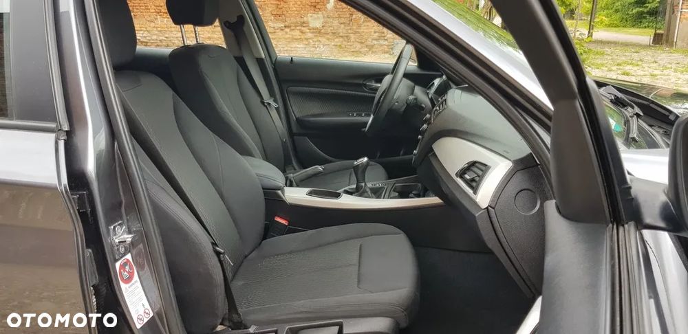 BMW Seria 1 116i - 14