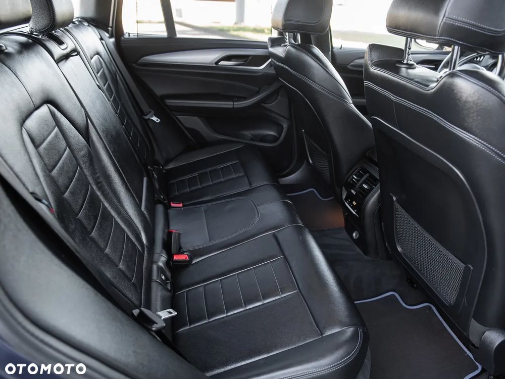 BMW X3 xDrive20i M Sport Edition - 34