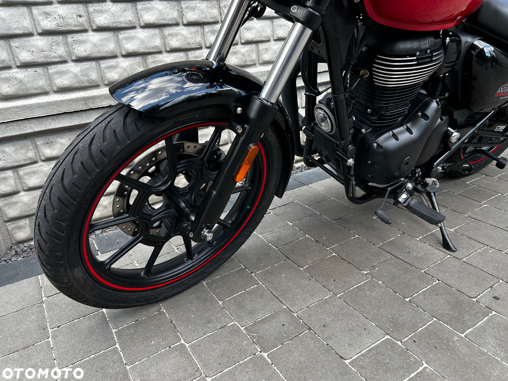 Royal Enfield Meteor - 19