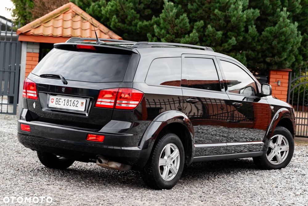 Dodge Journey 2.4 SXT - 9