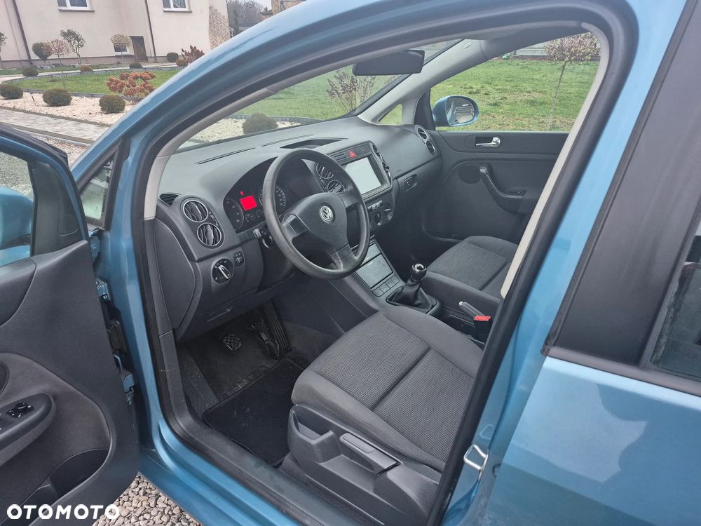 Volkswagen Golf Plus - 14