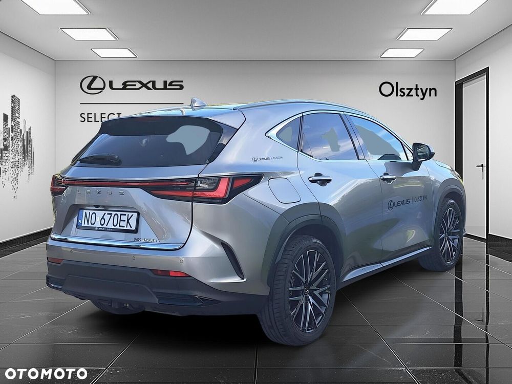 Lexus NX - 4