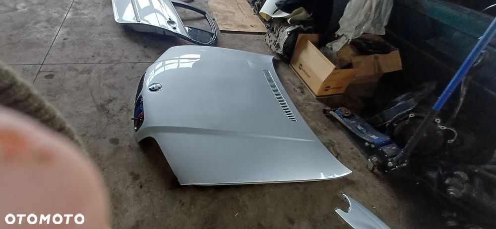 BMW e46 SEDAN TITANSILBER MASKA przedlift - 8