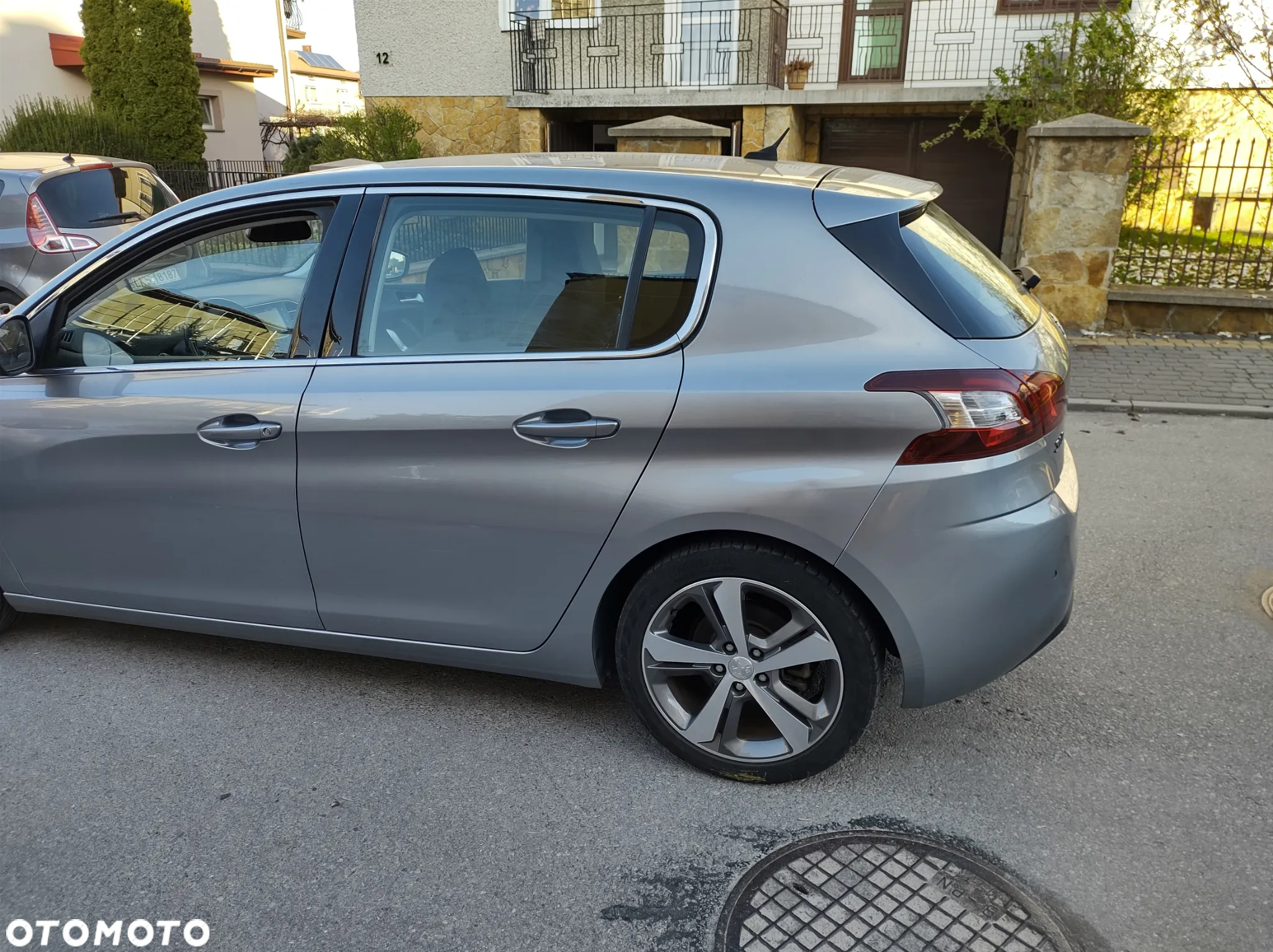 Peugeot 308 1.2 PureTech Allure S&S - 20