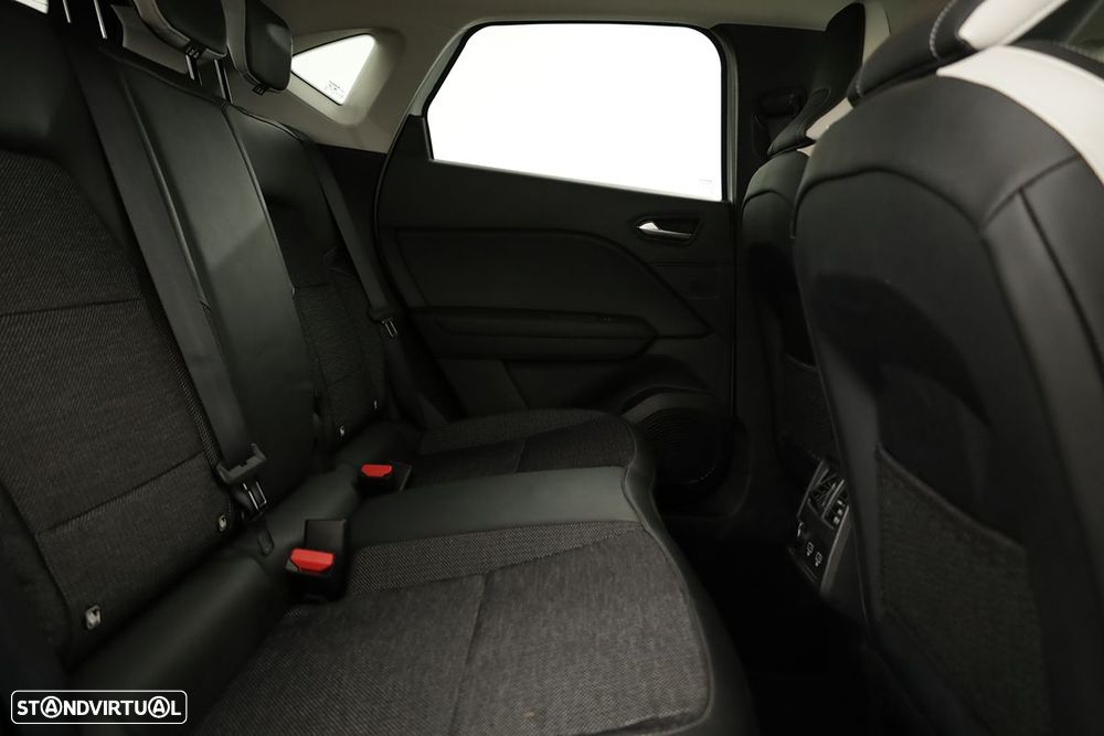 Renault Captur 1.6 E-Tech Plug-In Intens - 23