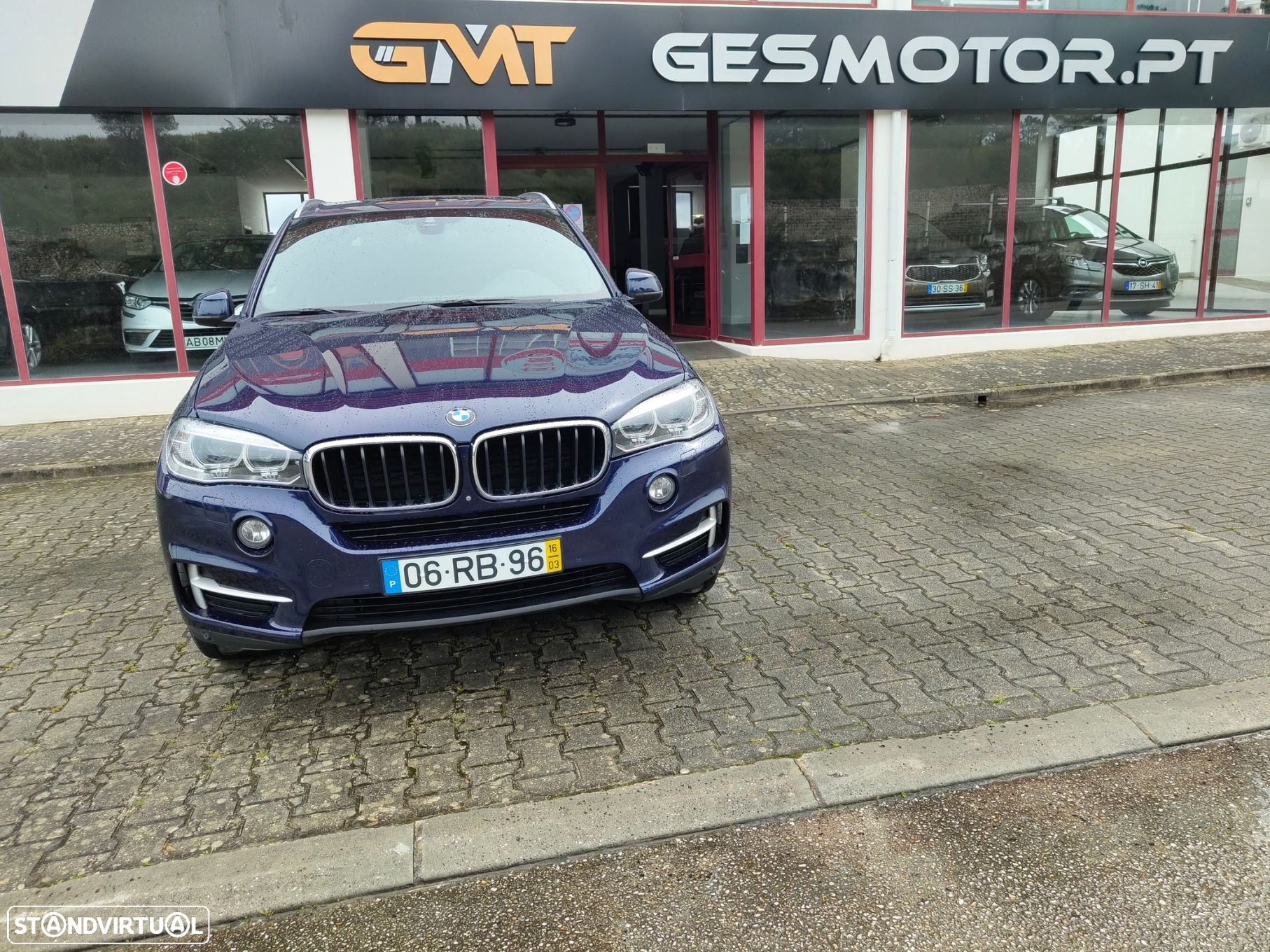 BMW X5 25 d sDrive Comfort 7L - 9