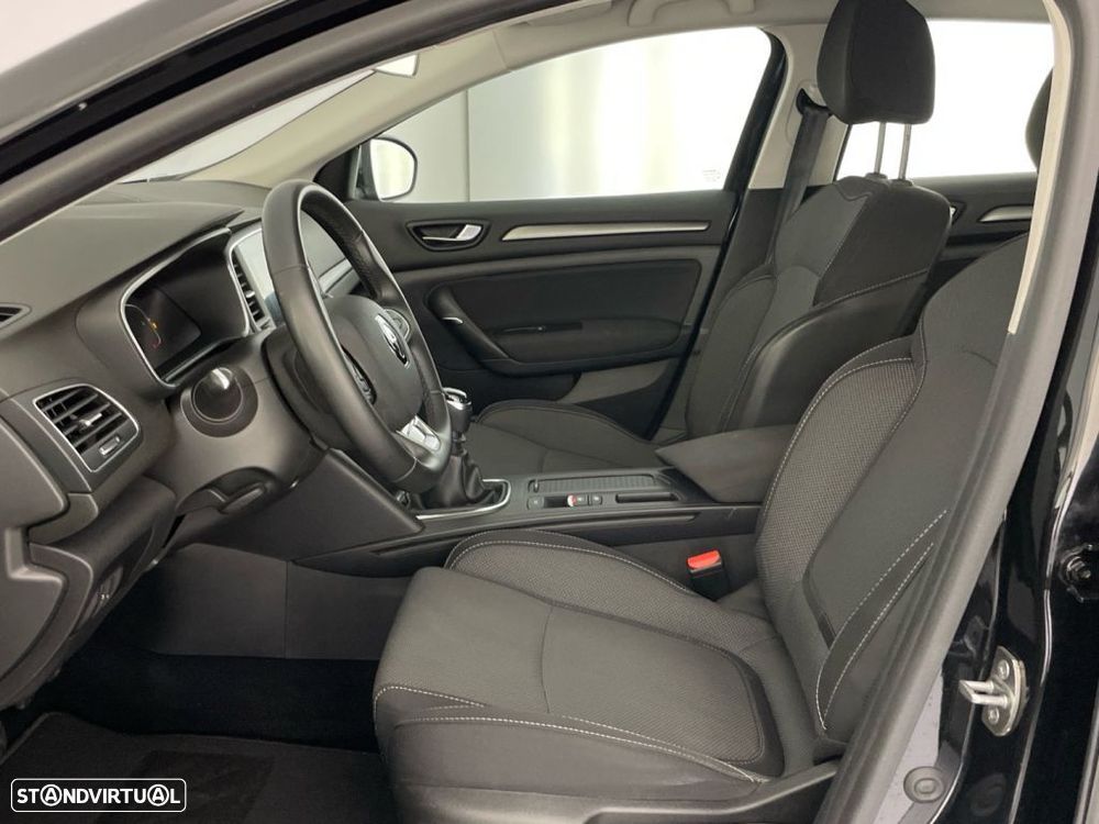 Renault Mégane Sport Tourer 1.5 Blue dCi Equilibre - 11