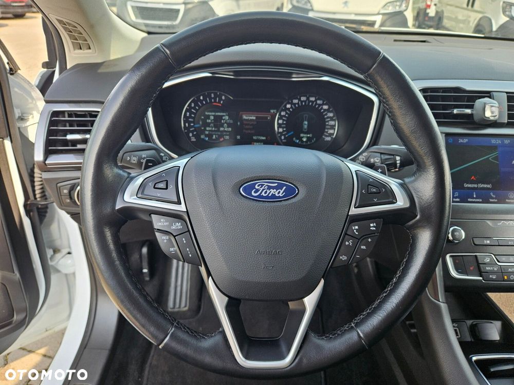 Ford Mondeo - 19