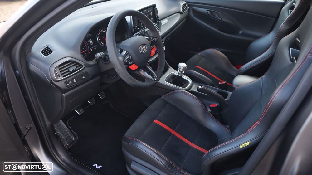 Hyundai i30 N 2.0 T-GDi Performance Pack - 13