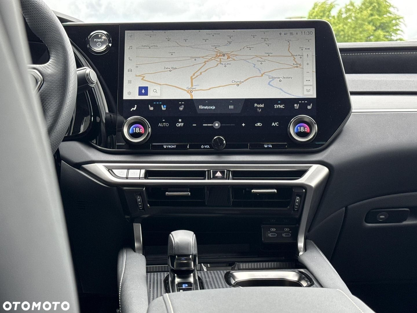 Lexus RX - 25
