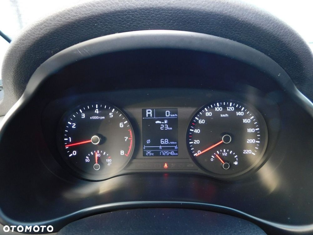 Kia Stonic 1.4 M - 13
