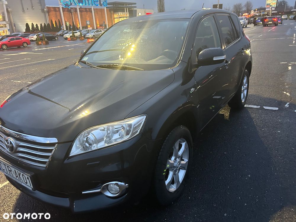 Toyota RAV4 2.2 D-CAT Premium - 5