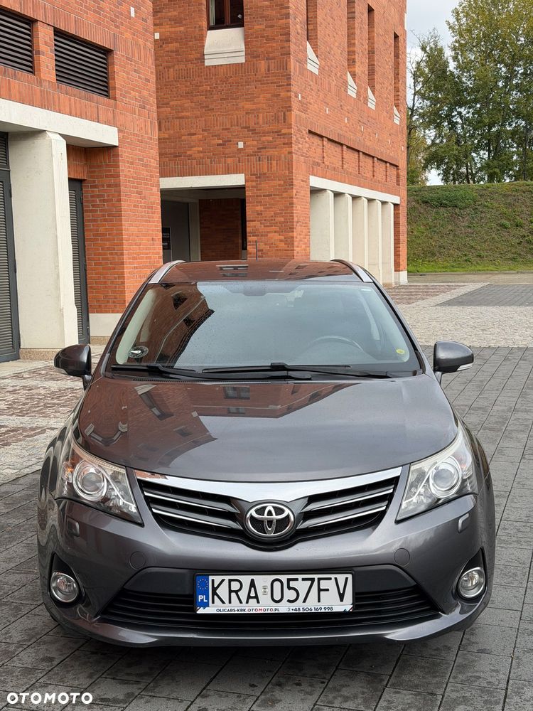 Toyota Avensis 1.8 Sol plus NAVI - 7