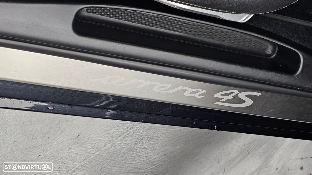 Porsche 911 (997) Carrera 4 S Cabriolet - 26