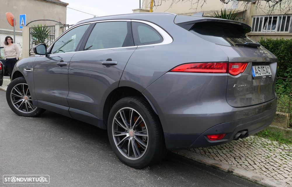 Jaguar F-Pace - 3