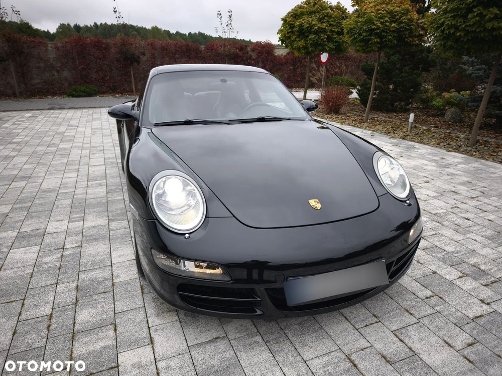Porsche 911 Carrera 4 - 7