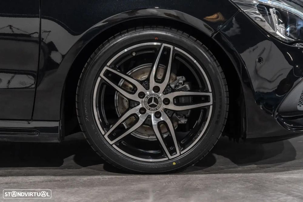 Mercedes-Benz CLA 200 d Shooting Brake AMG Line - 44