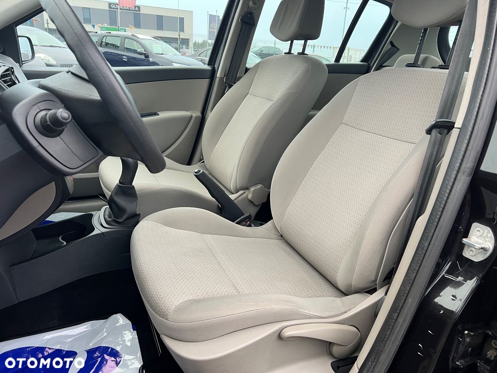 Renault Clio 1.2 16V Expression - 24