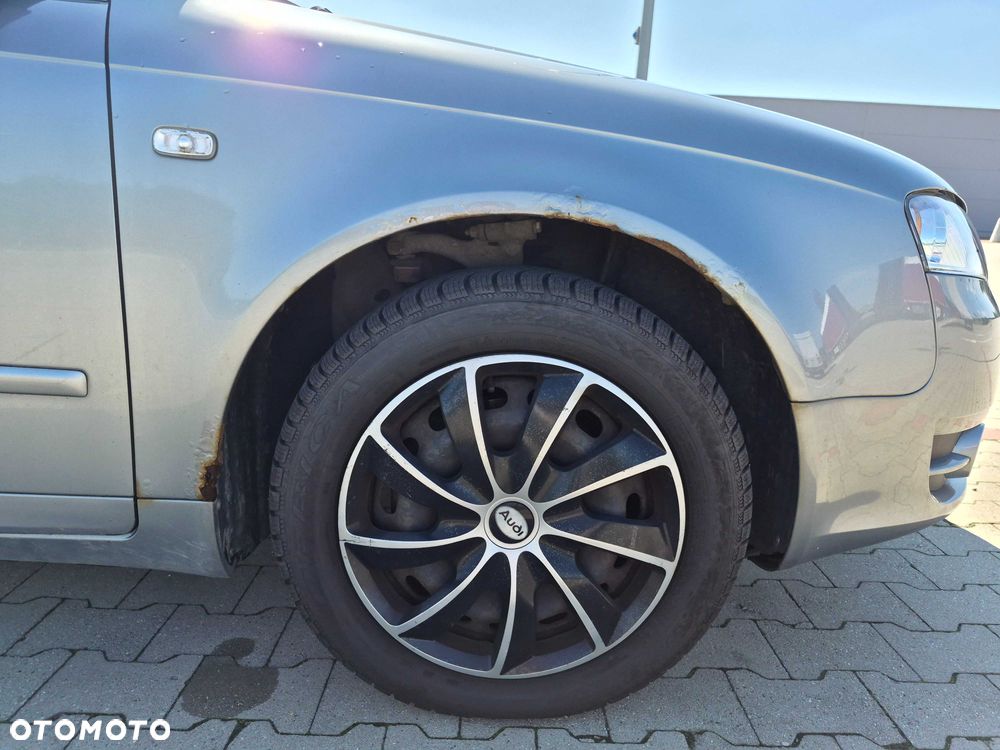 Audi A4 Limousine - 8