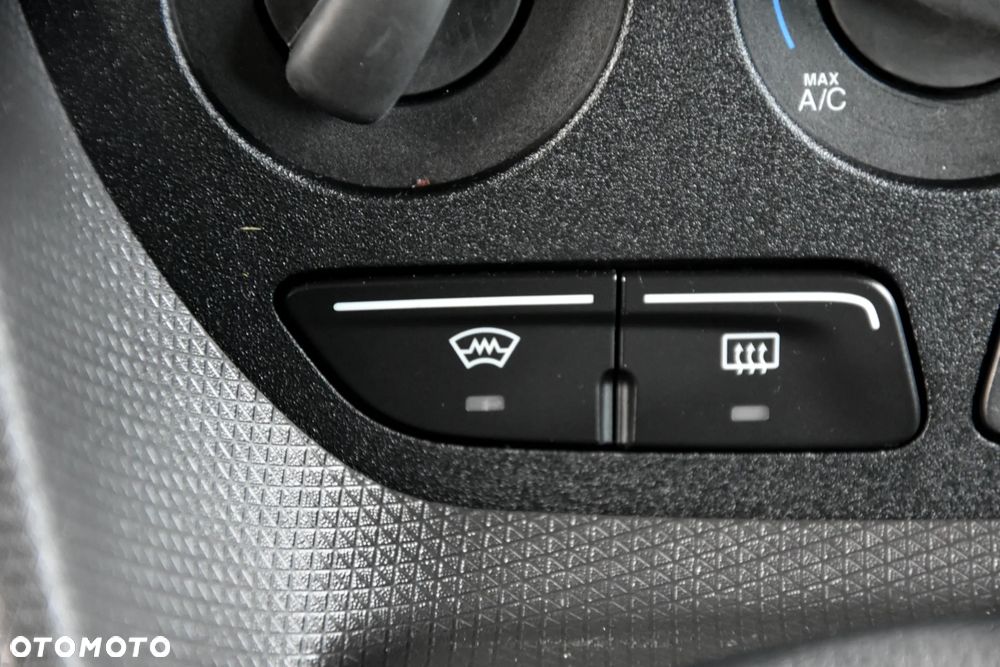 Ford Transit Connect - 32
